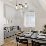 Herman Park View Cozy 1 *
