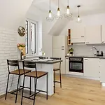 Herman Park View Cozy 1 *