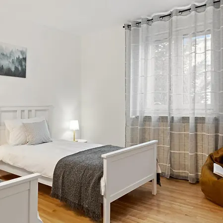Apartment Herman Park View Cozy Bucharest