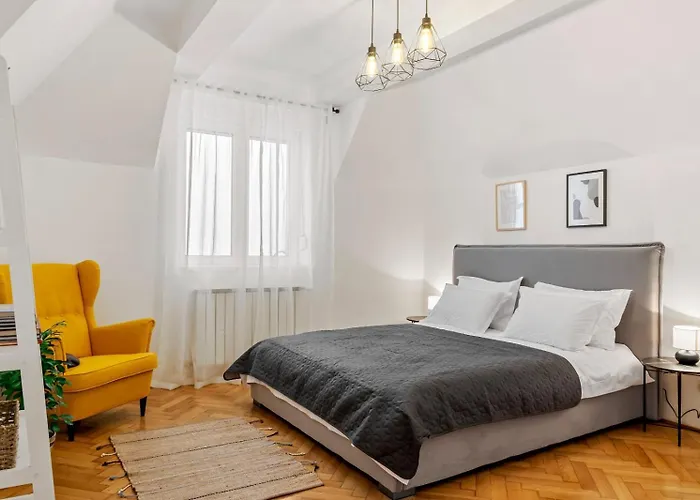 Herman Park View Cozy 1 *