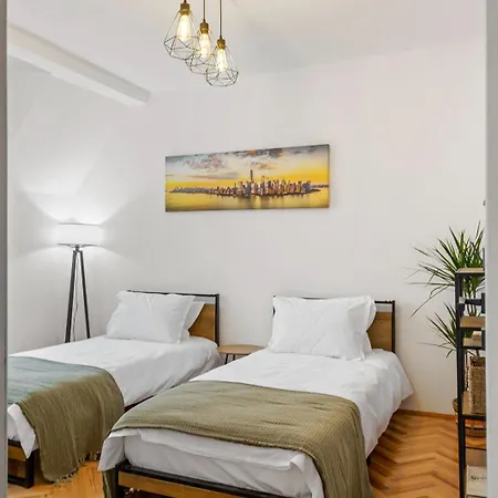 Apartment Herman Park View Cozy 1 Bukarest