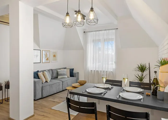 Herman Park View Cozy 1 *